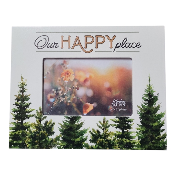 Rae Dunn Other - P. Graham Dunn 'Our Happy Place' Frame NWT